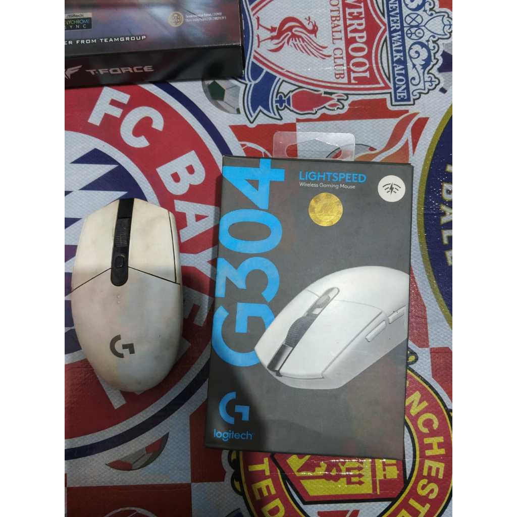 Logitech G304 Second