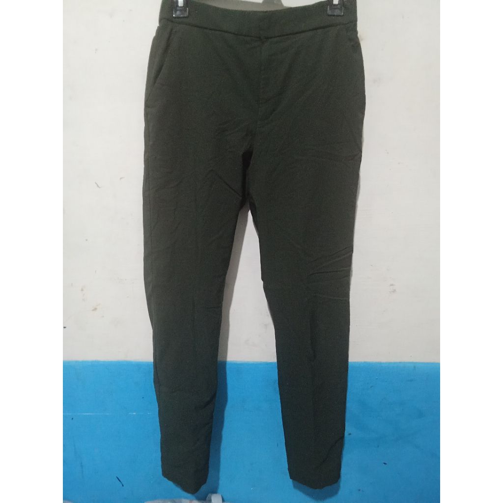 Celana Wanita Windproof Warm-Lined Uniqlo