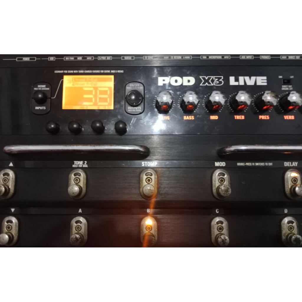 Efek Gitar Line6 X3 Live XTlive POD Floor Plus POD Floor