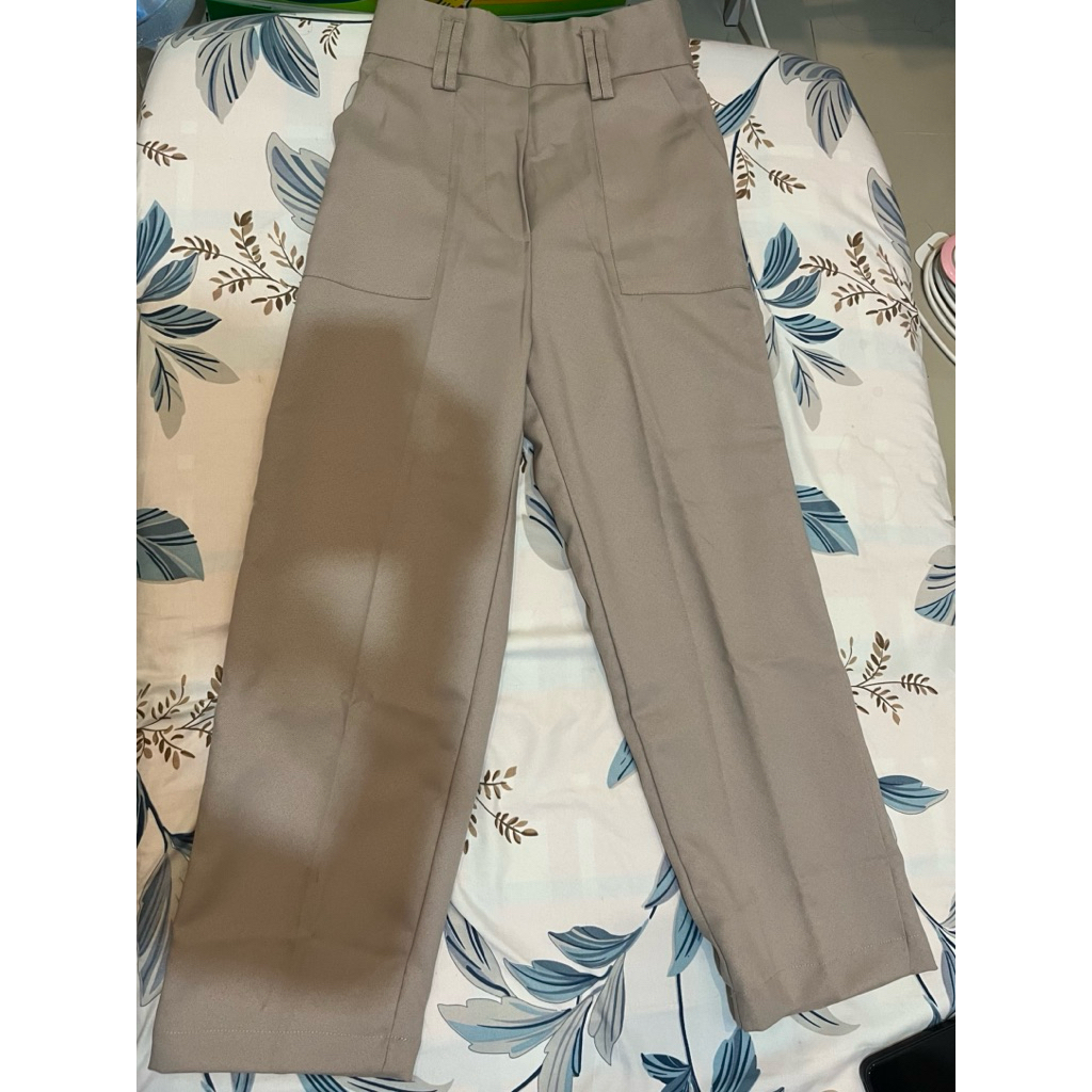 Preloved Celana Loose