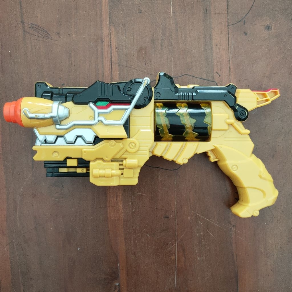 Power Rangers Dino Charge Morpher Bandai Super Sentai Kyoryuger Pistol Plaster Cosplay