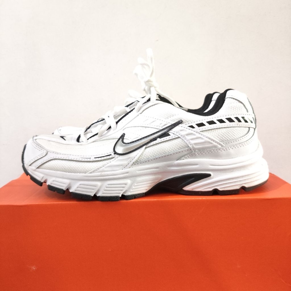 Sepatu Lari Running Shoe Nike Initiator Putih Like New Ukuran 40 | 25.5 cm