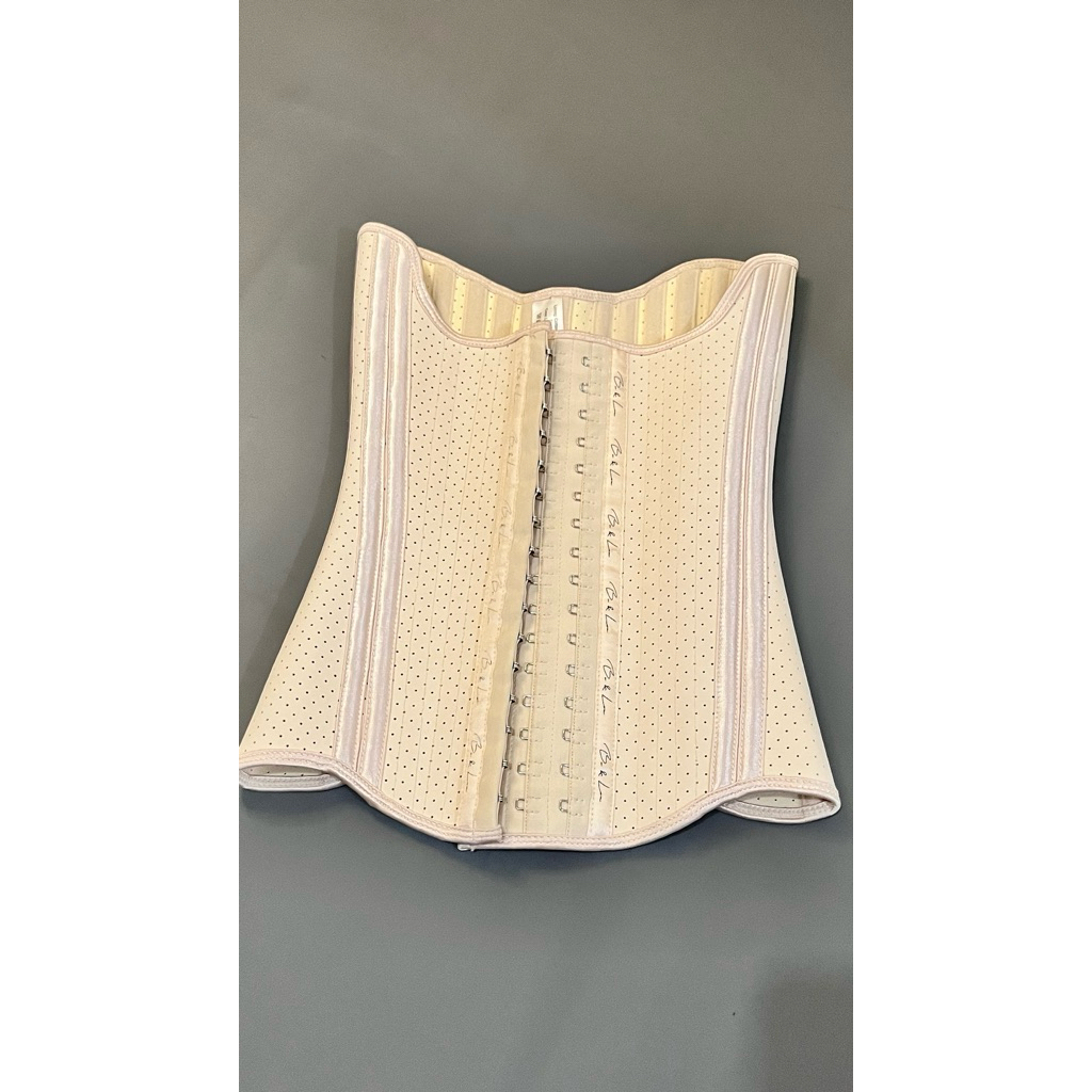 preloved korset cikor