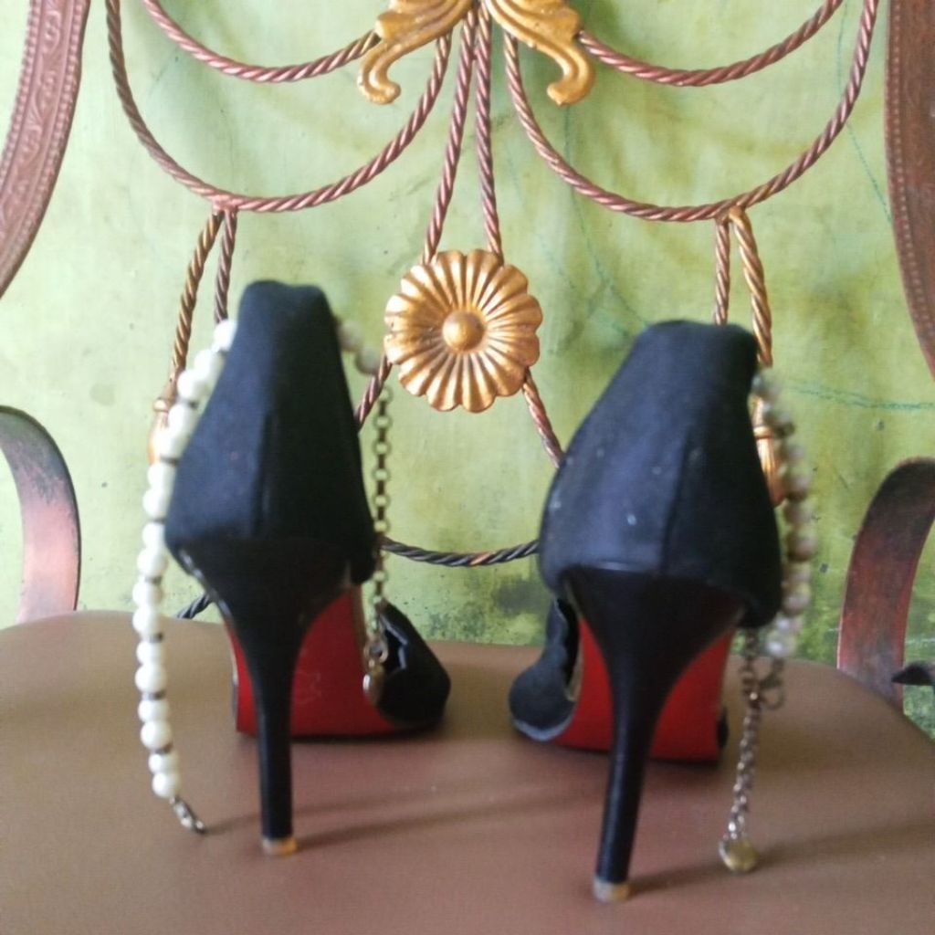 PL Sepatu High heels
