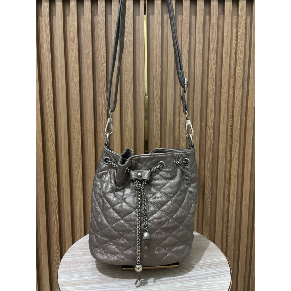 Bucket Bag Leather / Tas serut kulas