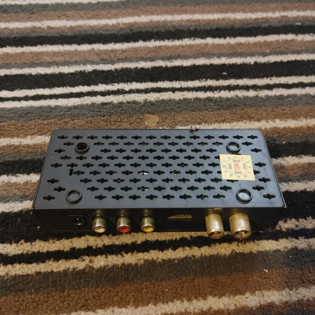 STB DIGITAL SUPER HD kondisi matot