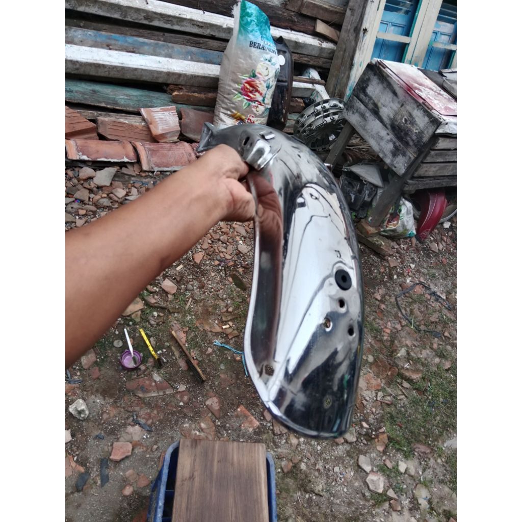 Slebor belakang cb k5 k4 gl 100 79 original copotan