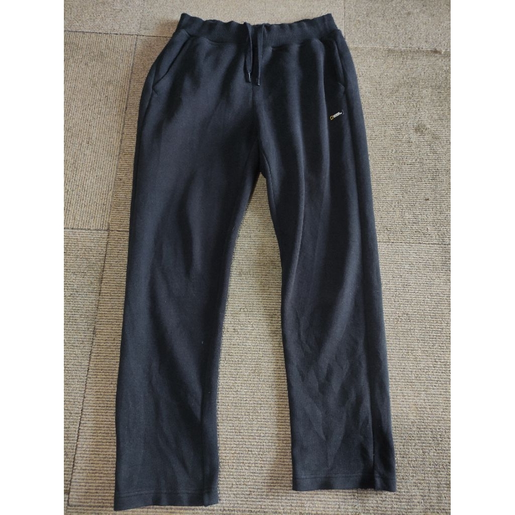 celana trining natgeo / celana jogger natgeo / celana national geographic / jogger national geograph