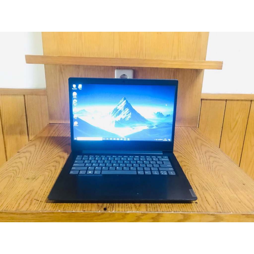 LENOVO IDEAPAD S145 AMD A9-9425 Ram 8GB SSD 128gb