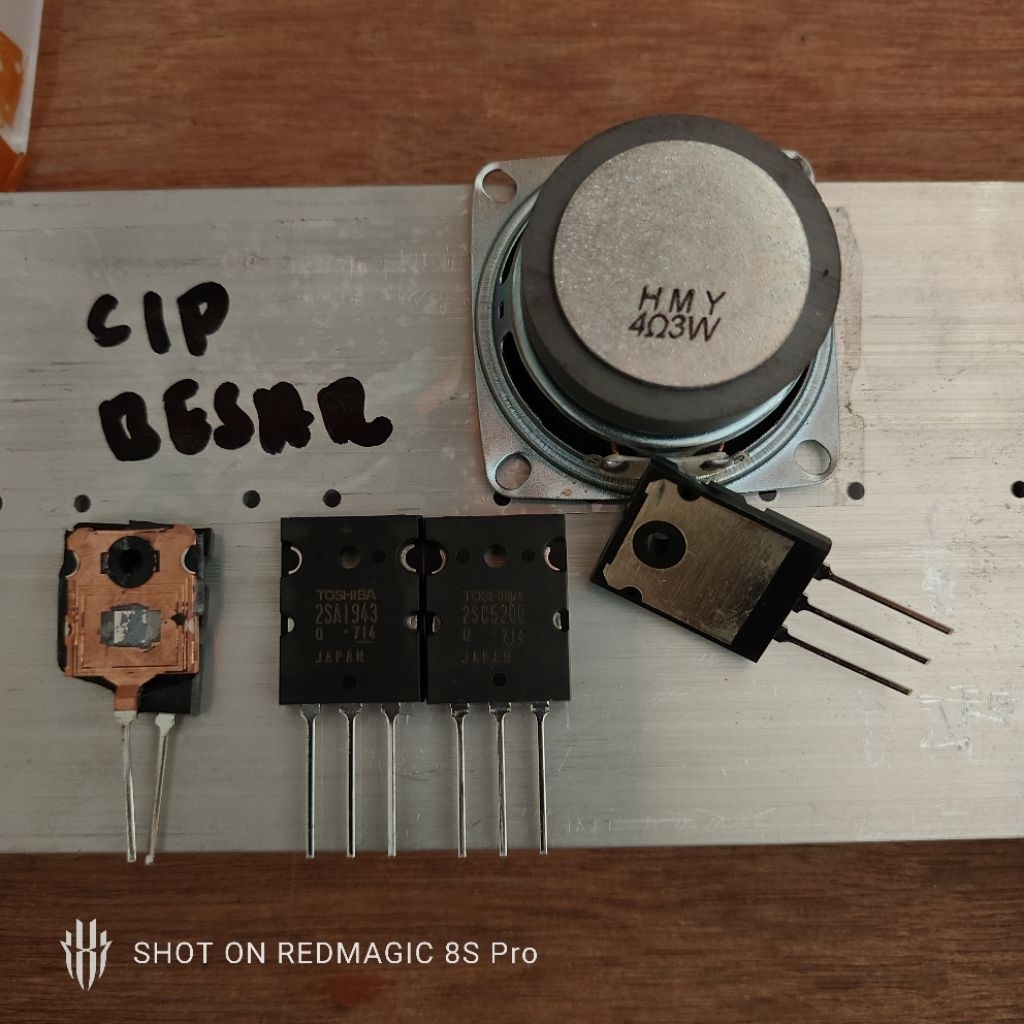 transistor toshiba super cip besar 2SC5200 2SA1943 LOT 714