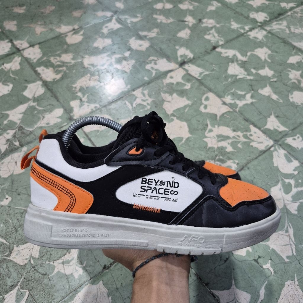 Sepatu 361 Beyond Space Pria(39-40)