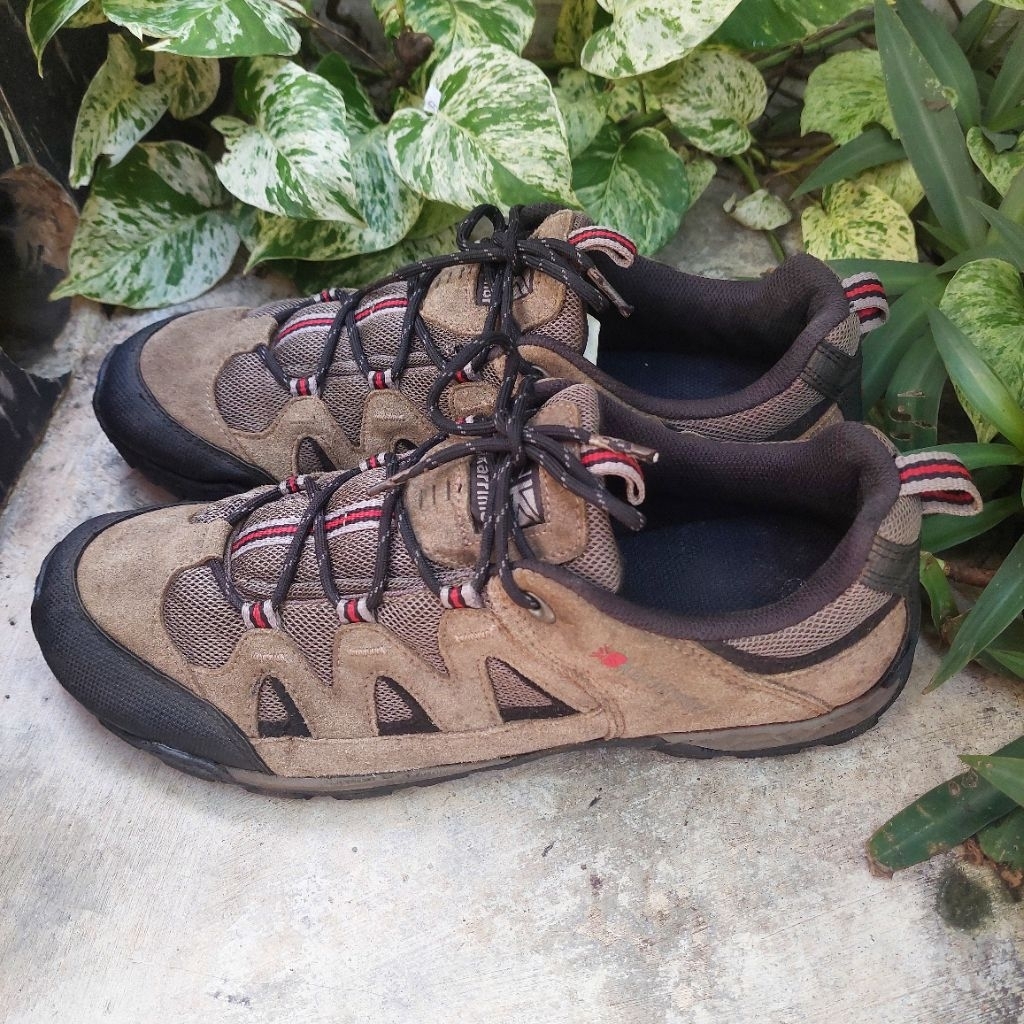 sepatu hiking second karimor size 44(28,5cm)