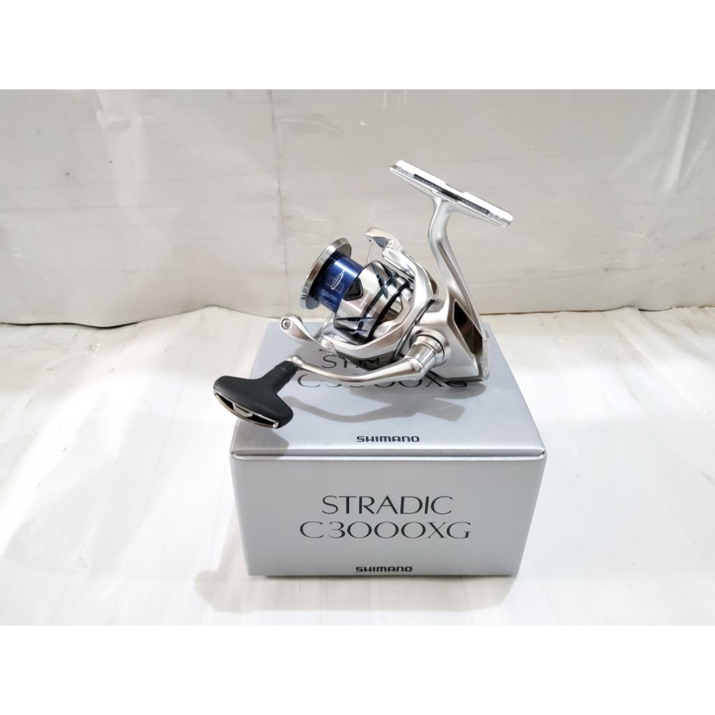 REEL SHIMANO STRADIC 2023 C 3000 XG