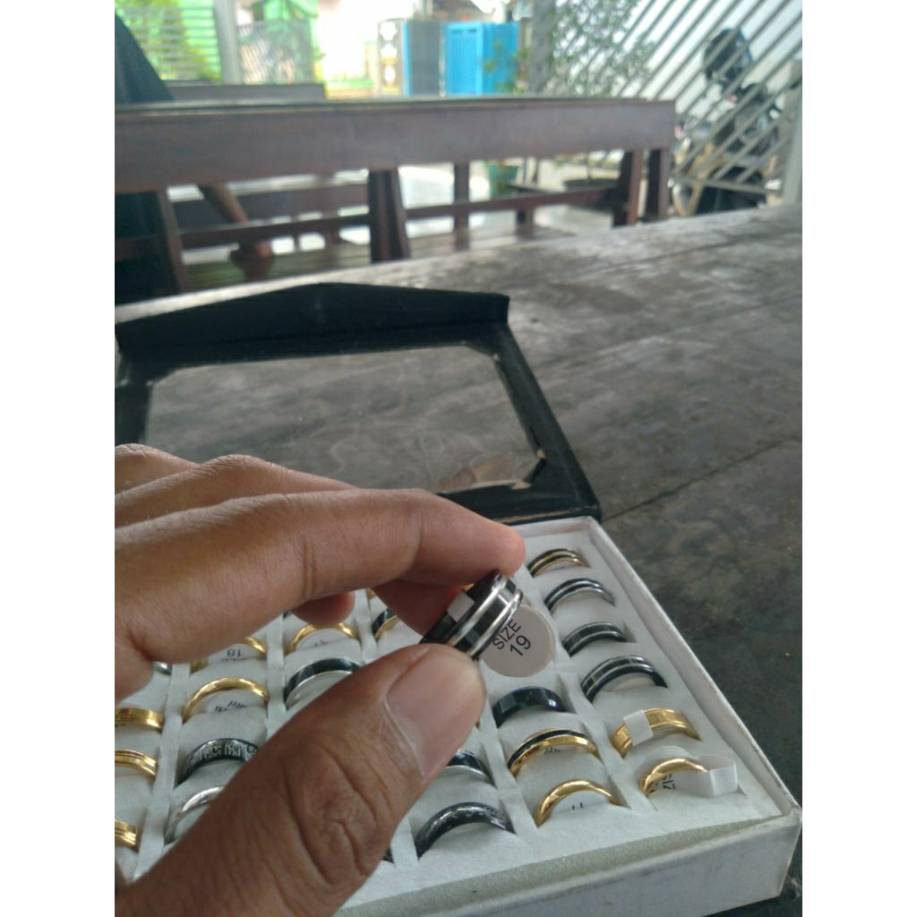 Cincin titanium pria hitam/keren/berkualitas