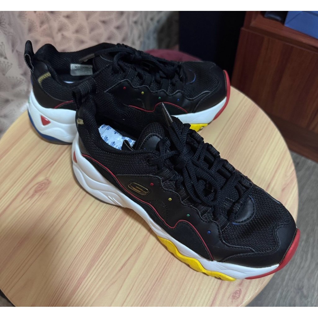 Skechers  Sport Gym Hitam Putih
