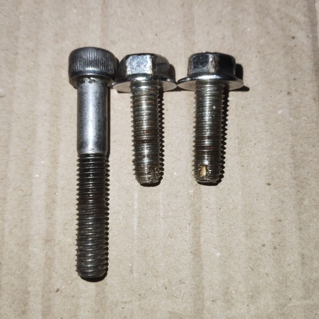 BAUT BEGHEL BEHEL BELAKANG SATRIA HIU 2 TAK ORIGINAL