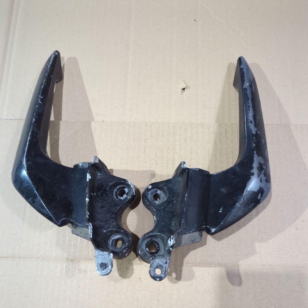 Behel belakang CB 150R Led