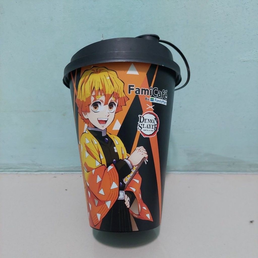 Cup Demon Slayer X Family Mart Zenitsu