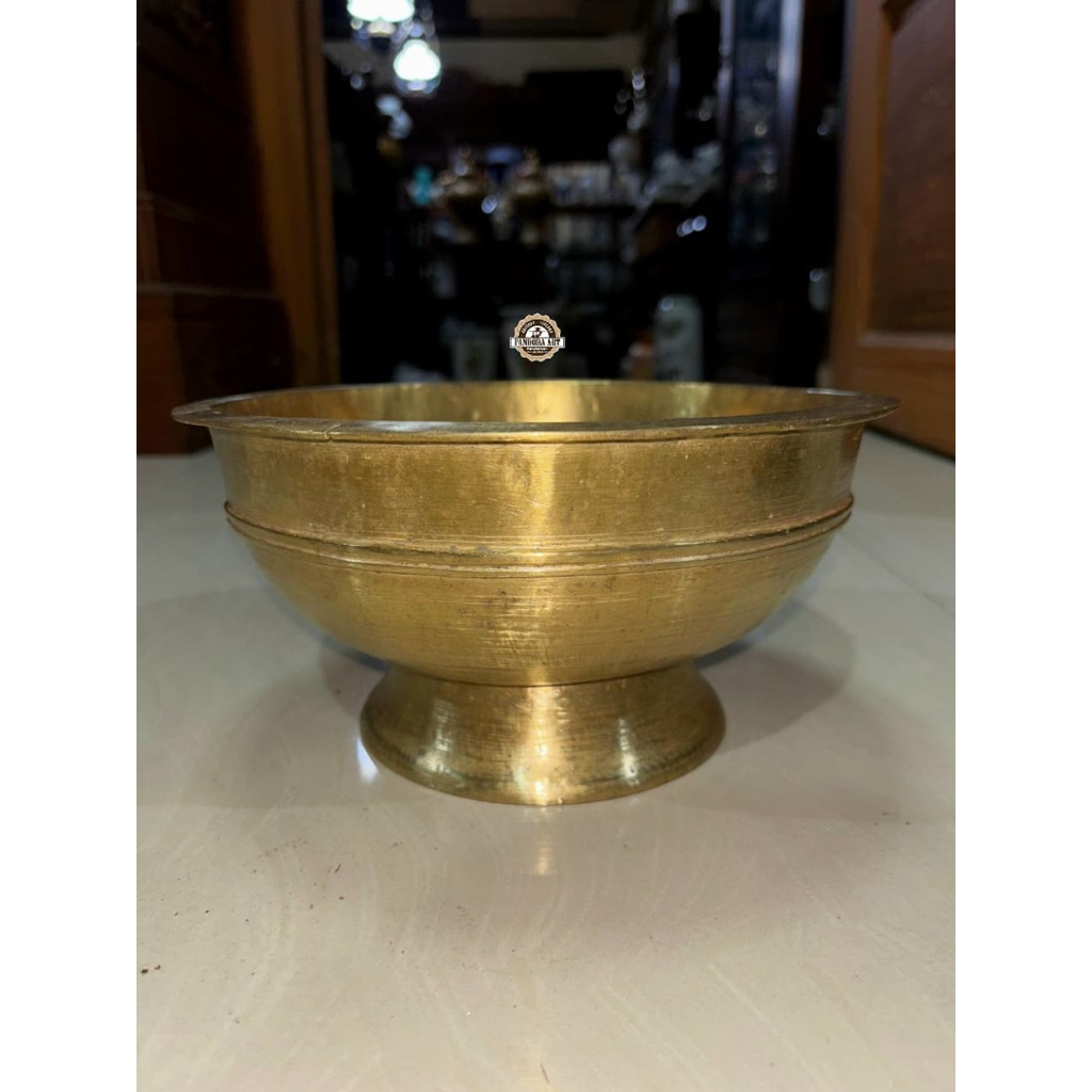 Bokor kuningan KUNO TEBAL ( B-1117)