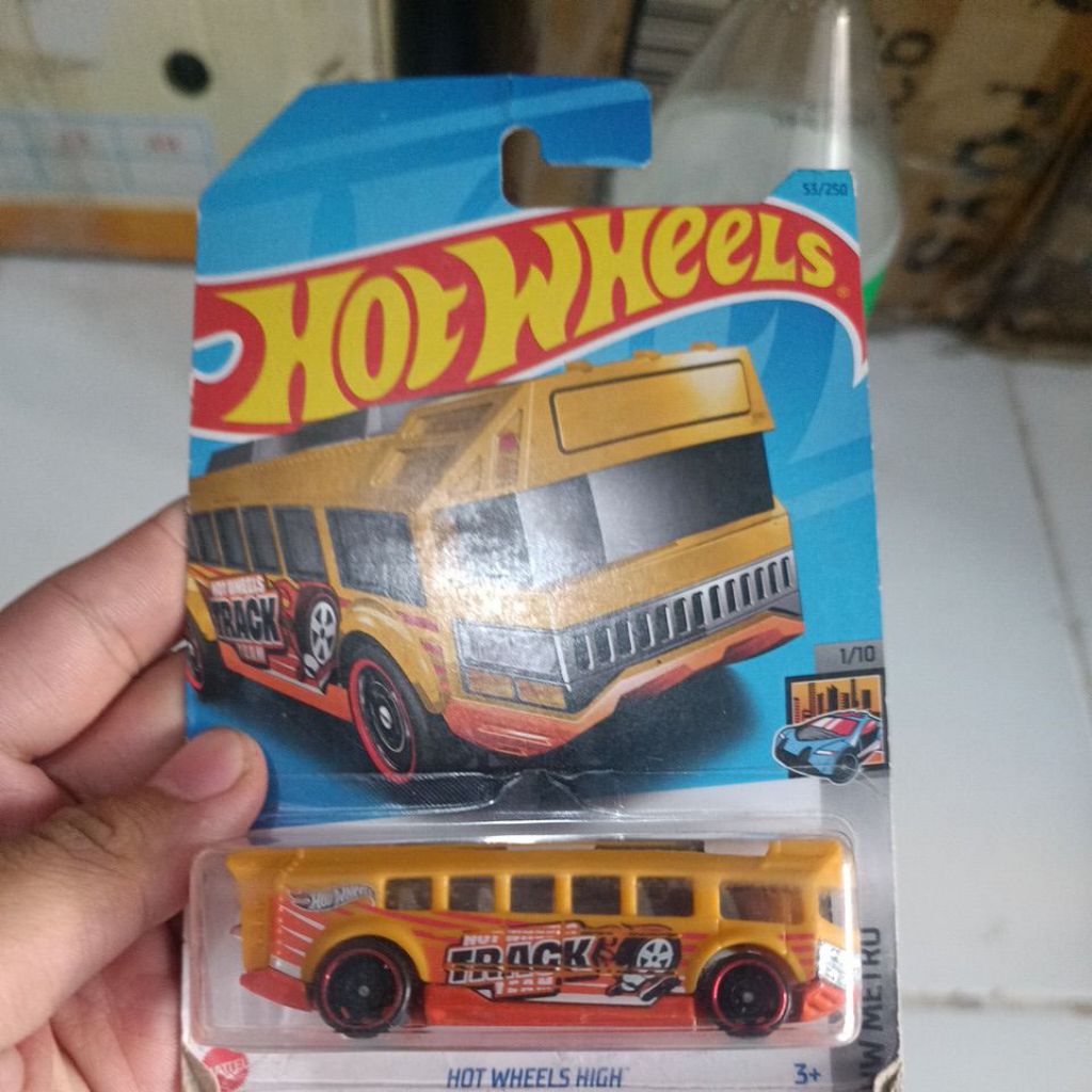 Hotwheels Hotwheels high bus kuning