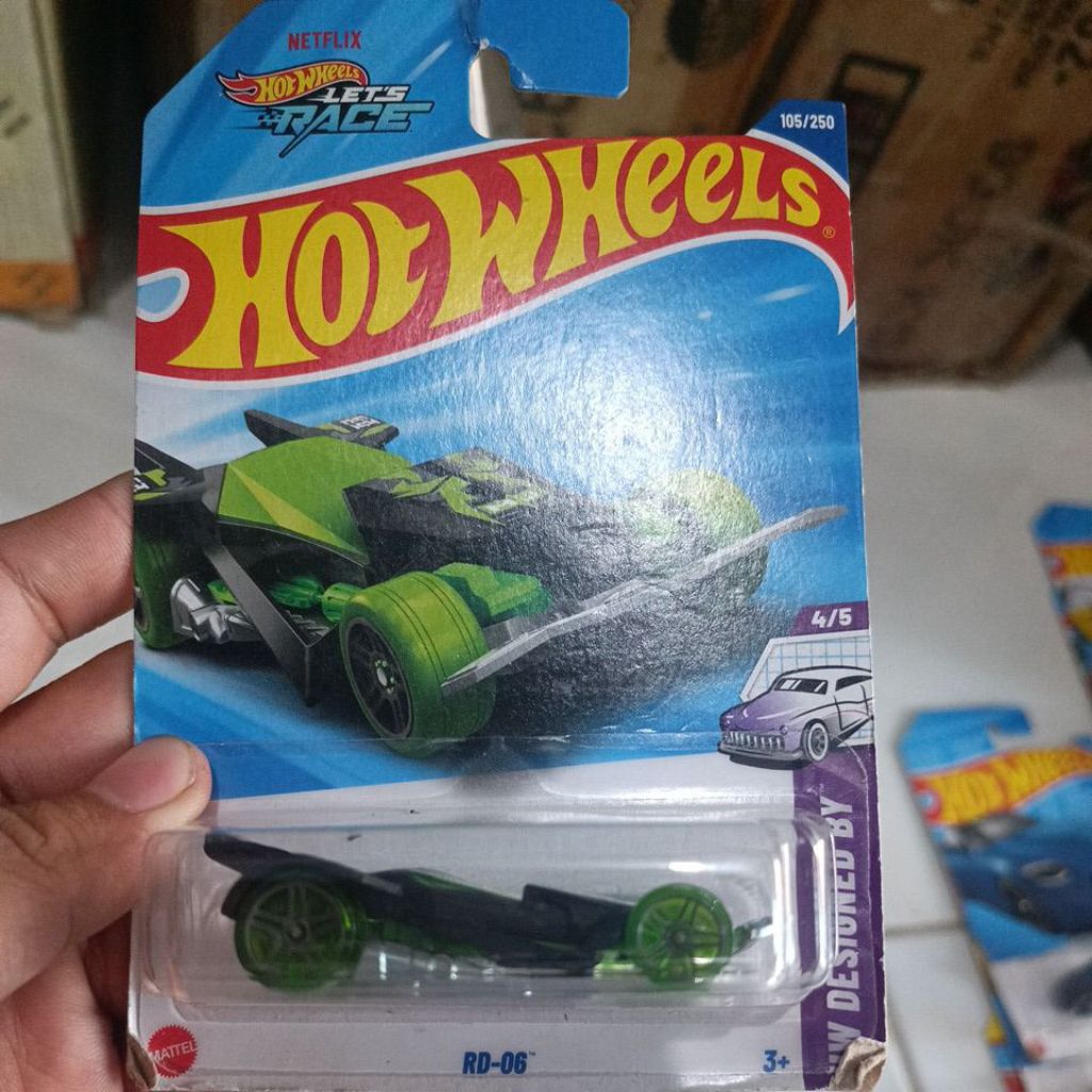 Hotwheels RD06 hitam