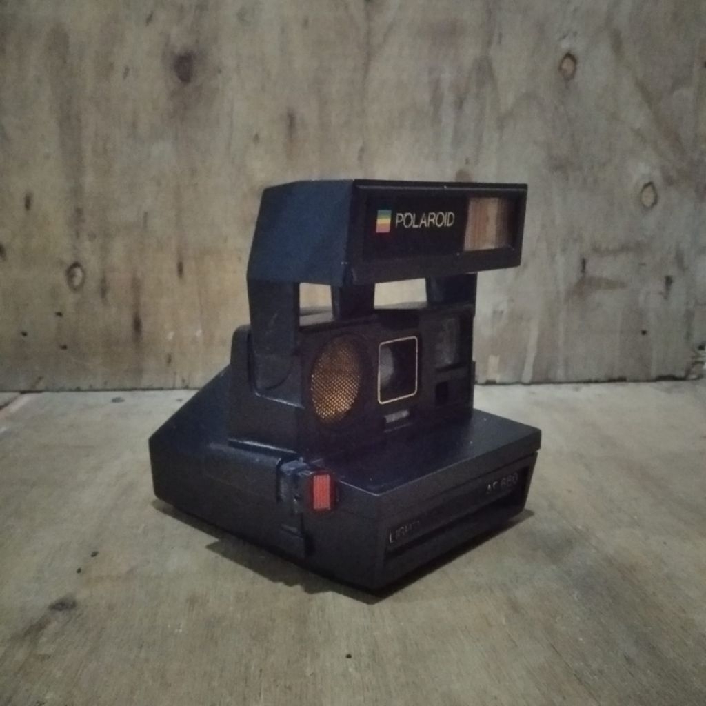 Kamera Polaroid jadul vintage antik lawas kuno