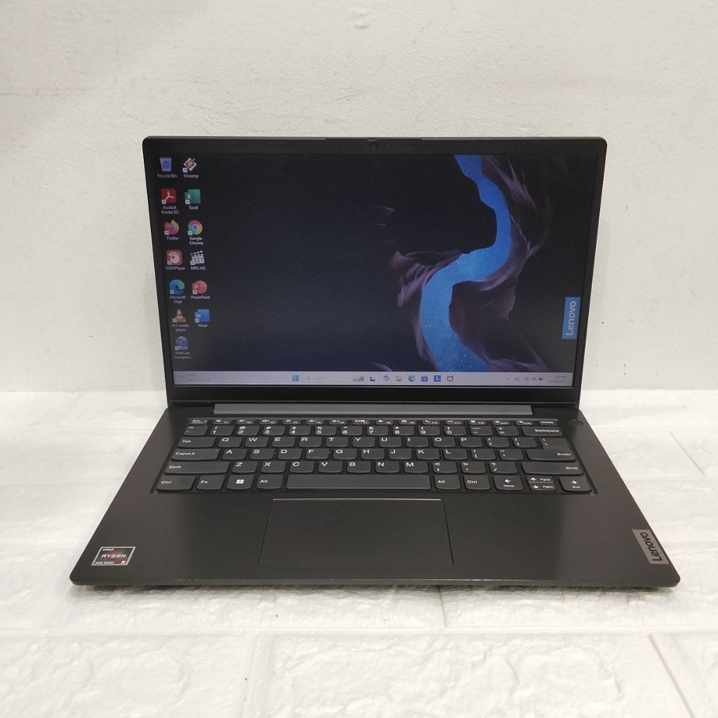 Laptop Lenovo V14 Amd Ryzen 5-5500U RAM 8GB SSD 256GB