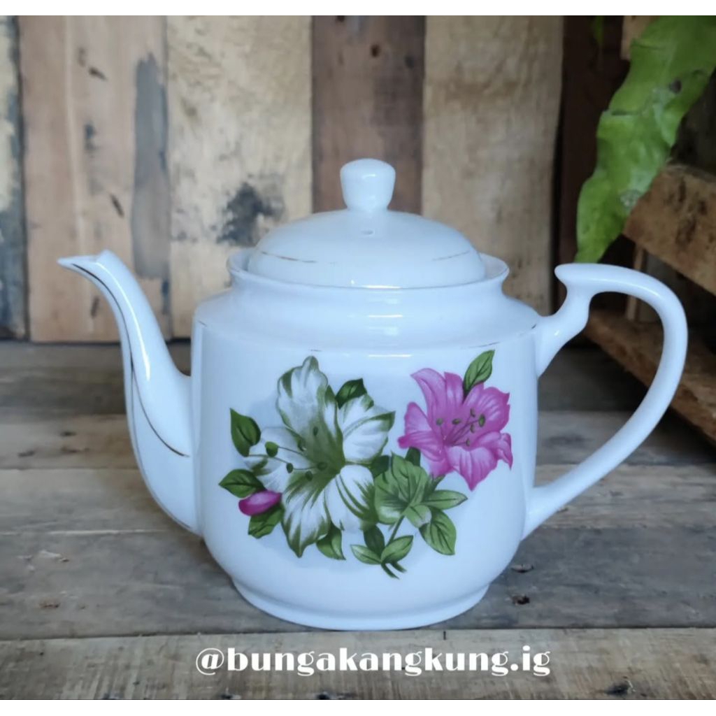 Teko jadul Bunga kangkung