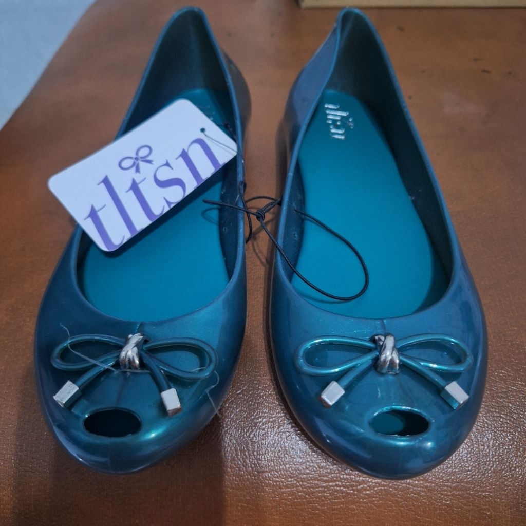 TLTSN The Little Things She Needs Jelly Shoes Chole Green