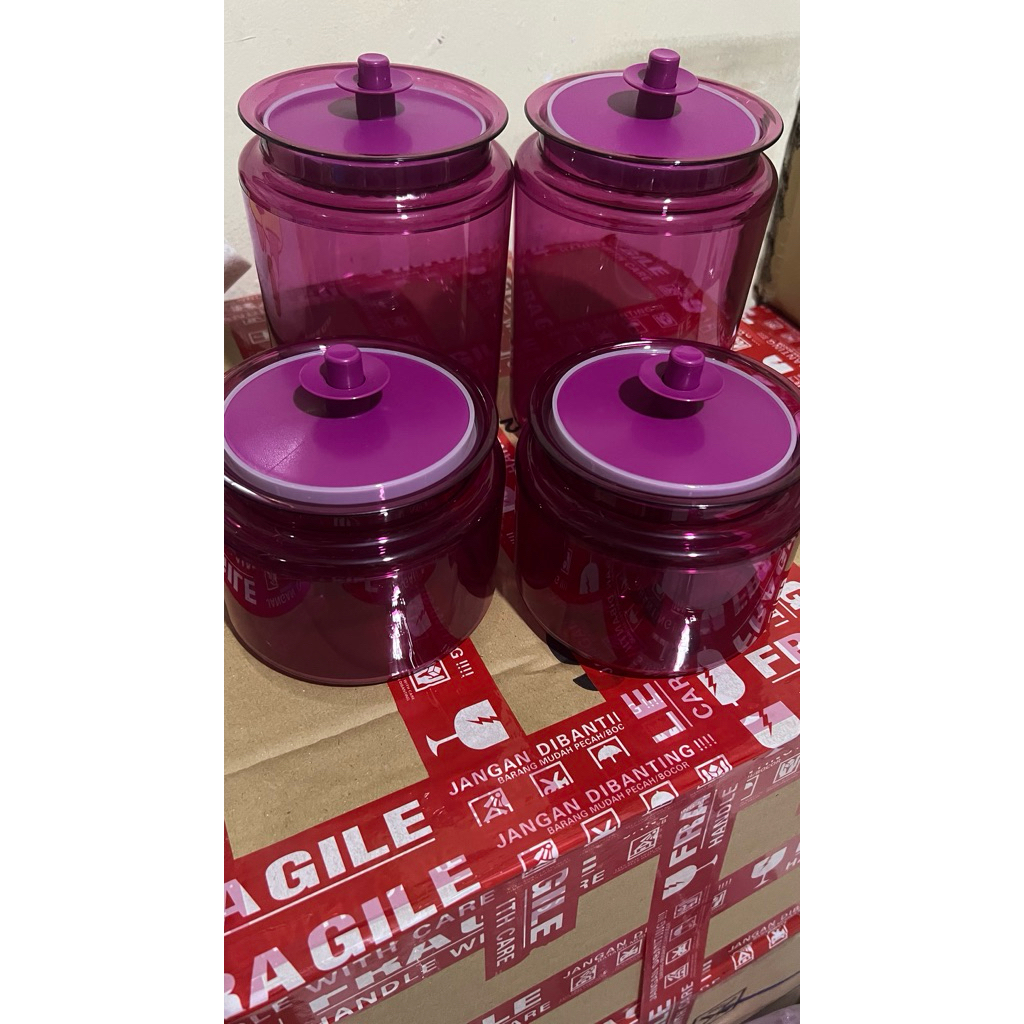 1pc cp 1,2L tupperware
