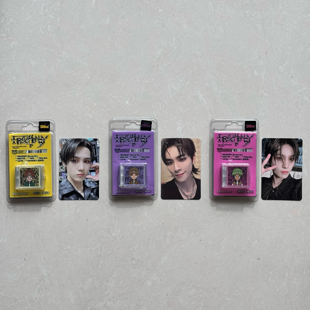 [READY FULL COMPLETE SET UNSEALED] WayV 6th Mini Album Frequency SMini Ver (Kun, Xiaojun, Yangyang V