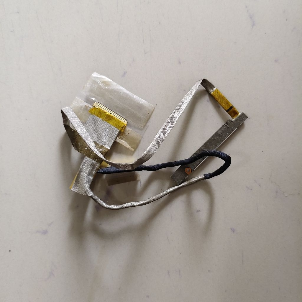 Promo  Flexible Pleksible LCD Laptop Notebook Toshiba Satellite C840 cabutan normal tested mulus no 