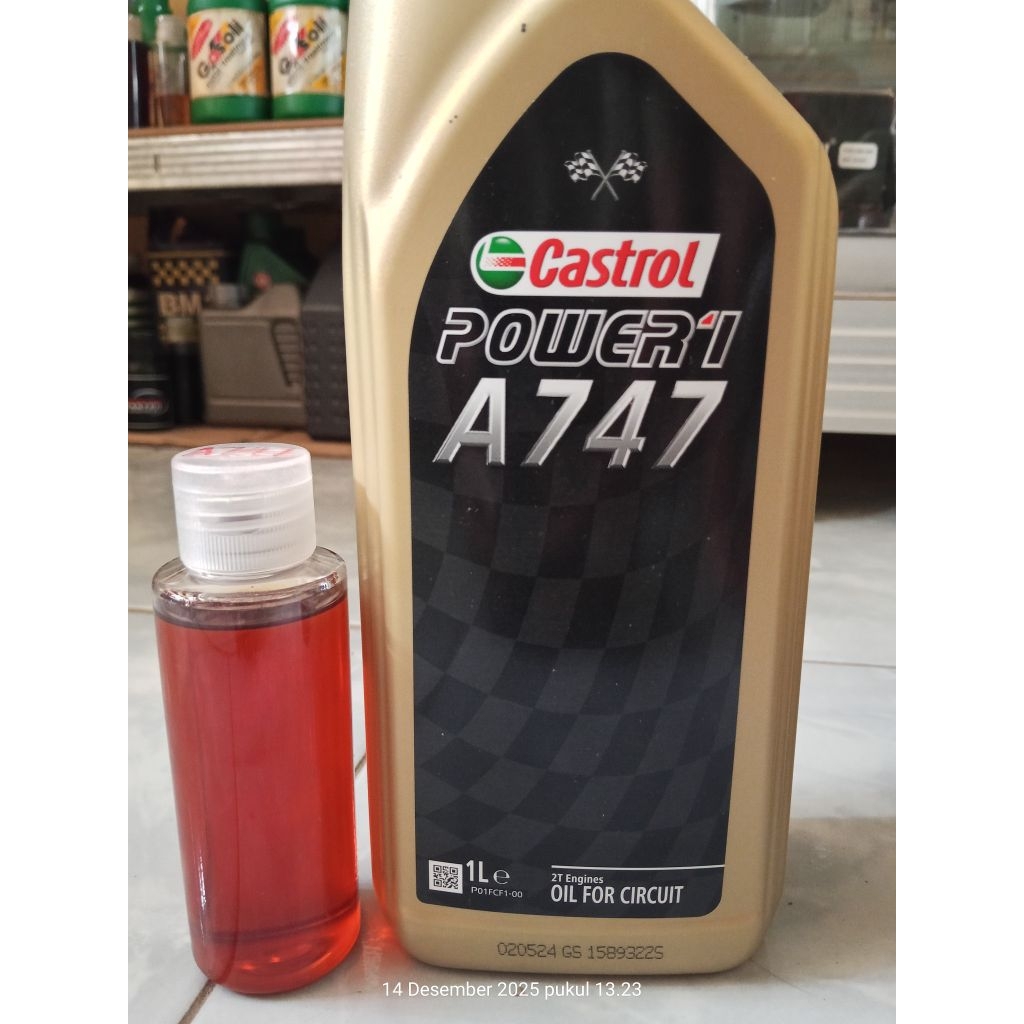 oli samping Castrol racing