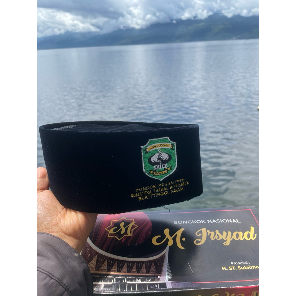 peci songkok minang M.IRSYAD model Ac bordil lambang PESANTREN TAWALIB PARABEK SUMBAR bludru TEBAL H