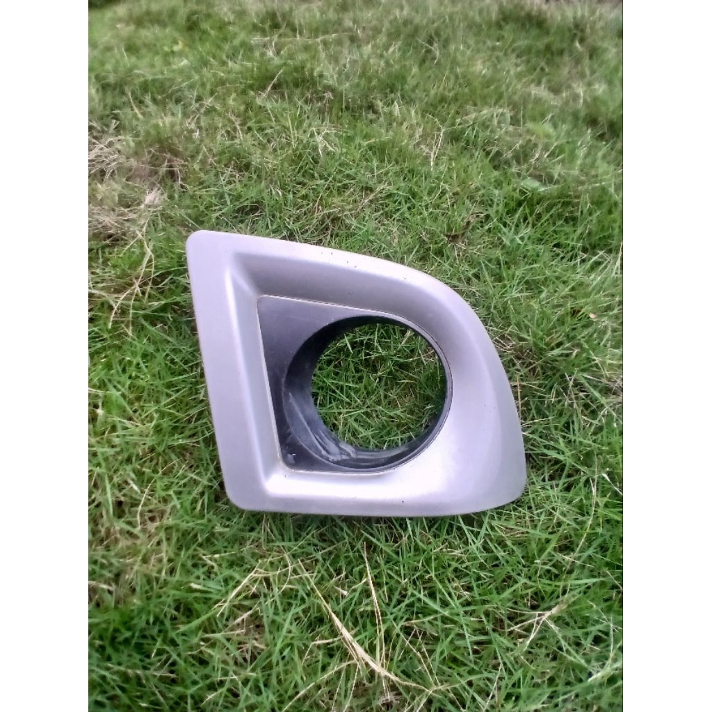Cover Foglamp Avanza Xenia 2008-2010 Original Copotan Sebelah kanan