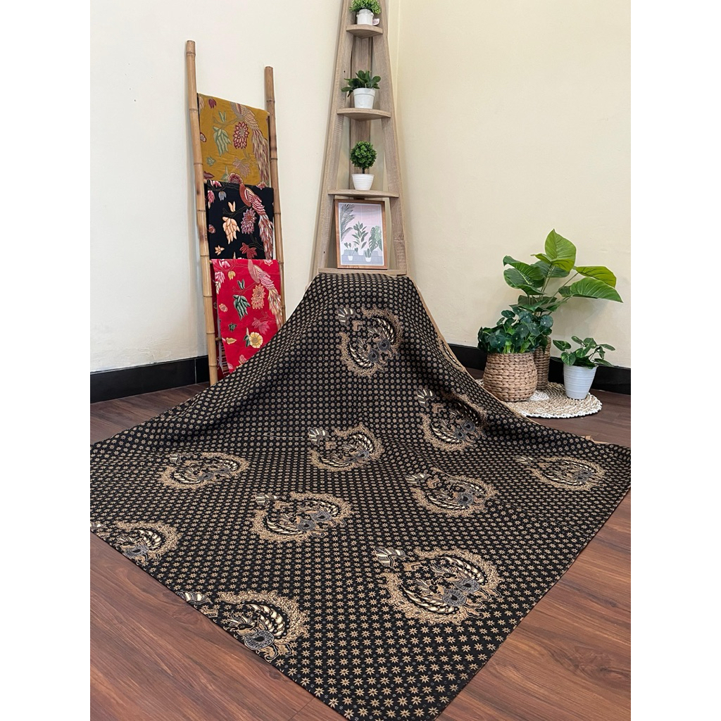 KAIN BATIK JARIK. Jarik batik. batik lawasan. batik sogan. batik manten. batik pakem. batik solo. ba