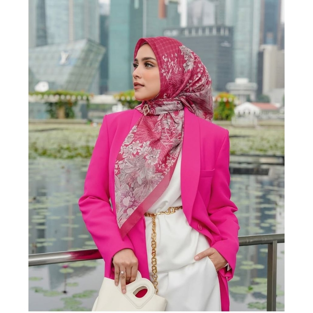 Buttonscarves Singapore Square Tropical (NEW)