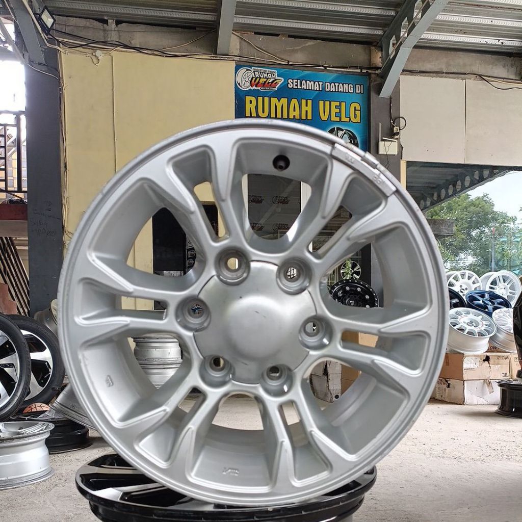 velg pelek original oem Isuzu panther gran touring ring 15 bisa untuk upgrade dan tipe Isuzu panther