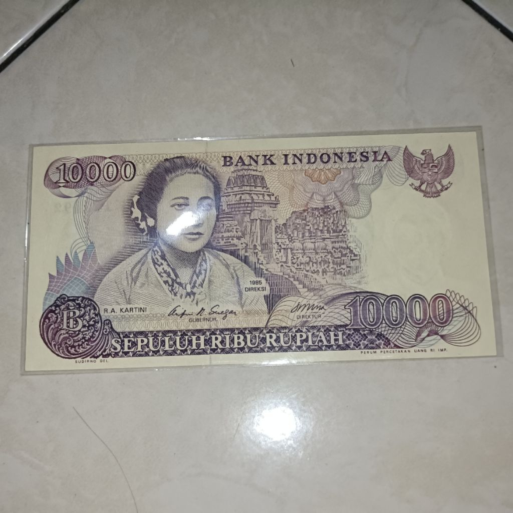 uang 10000 / sepuluh ribu rupiah Kartini tahun 1985 asli unc