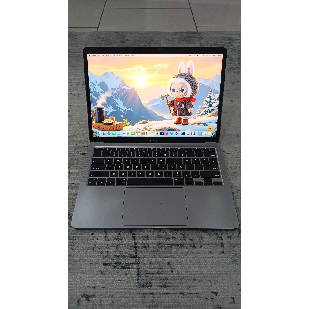 MacBook Air 13" 2020 — M1 / 8GB / 256GB
