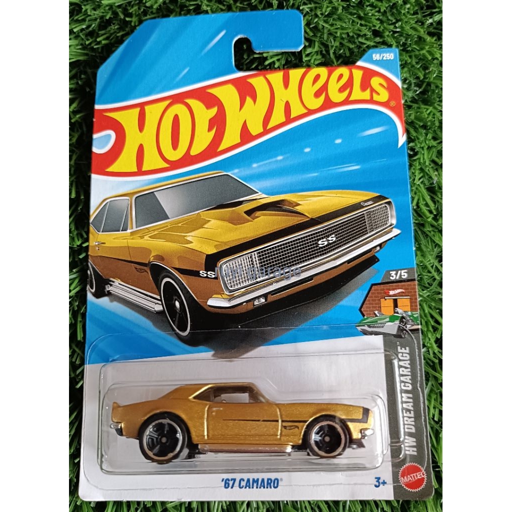 HOT WHEELS '67 CAMARO GOLD