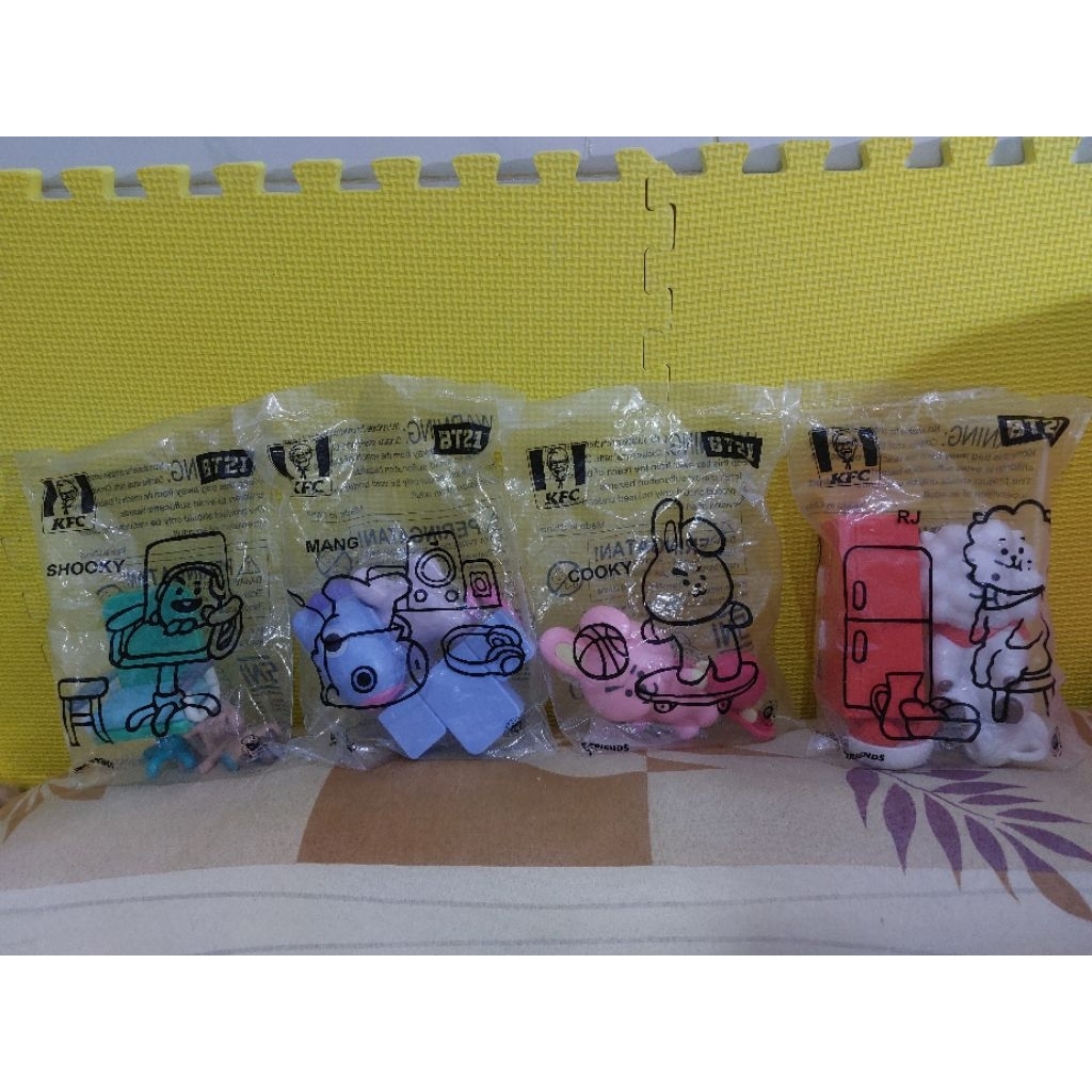 Figure BT21 x KFC masih sealed baru RJ,Cooky,Mang,Shooky