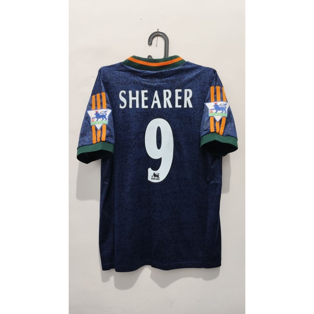 jersey retro Newcastle Shearer size M
