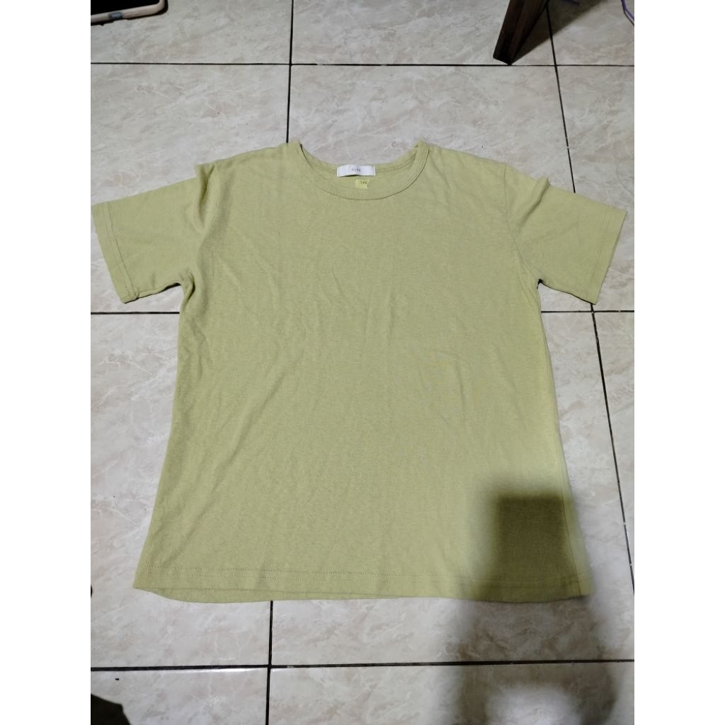 Kaos Wanita Pendek Kuning
