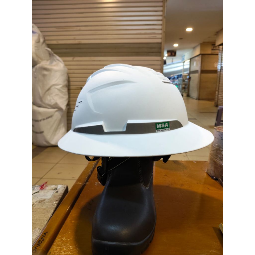 Helm Safety Proyek Merk MSA Fullbrim New Fastrack Fullset Model Terbaru / Helm Safety Proyek MSA Lok