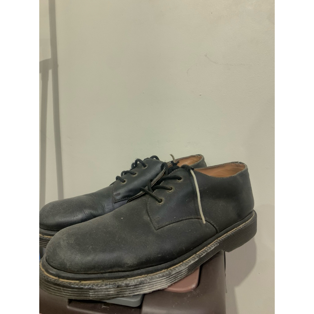 Boots Formal Pria model Docmart 43