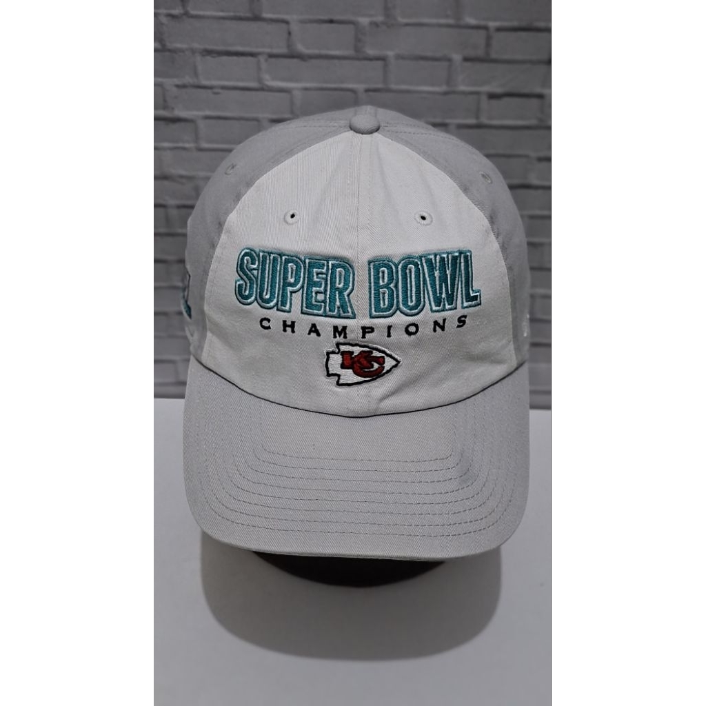 Simple caps 47 Brand