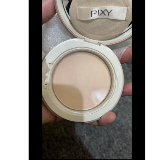 Pixy Matted Powder Foundation 203W