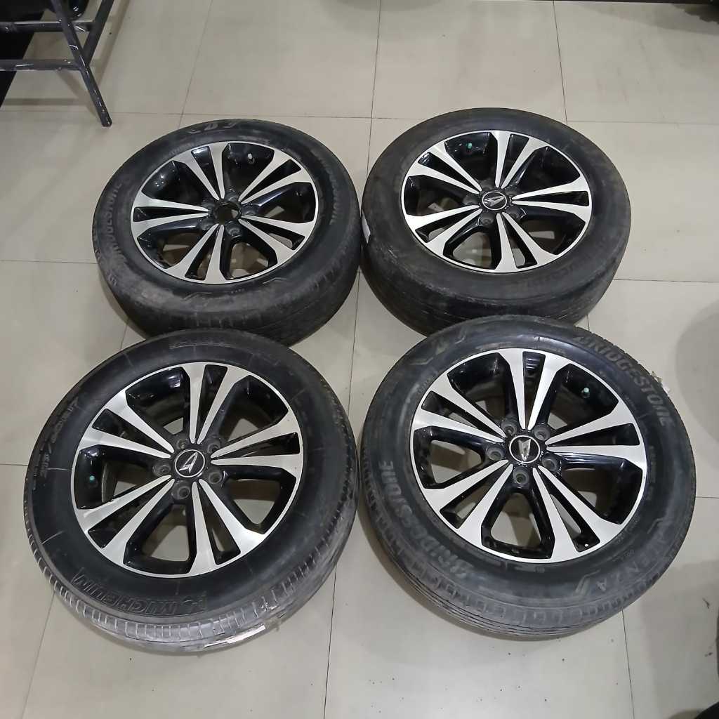 velg/pelek mobil second original terios ring 17 baut 5x114+ban
