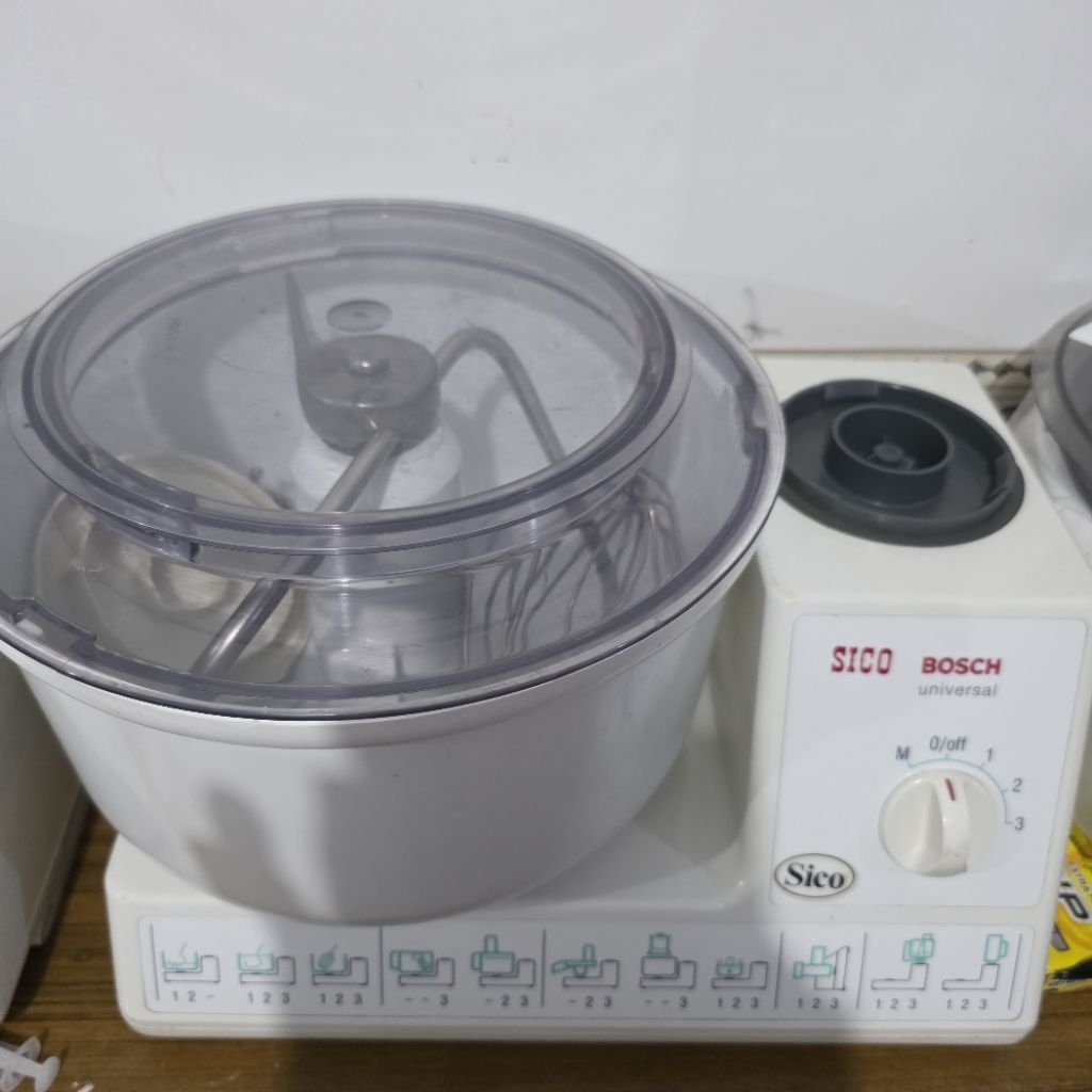 Mixer Bosch Universal Classic 2